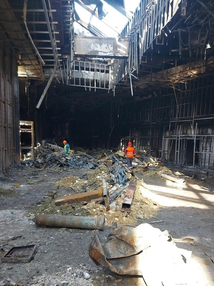 После теракта 22 марта здание «Крокус Сити Холл» в Красногорске получило масштабные повреждения