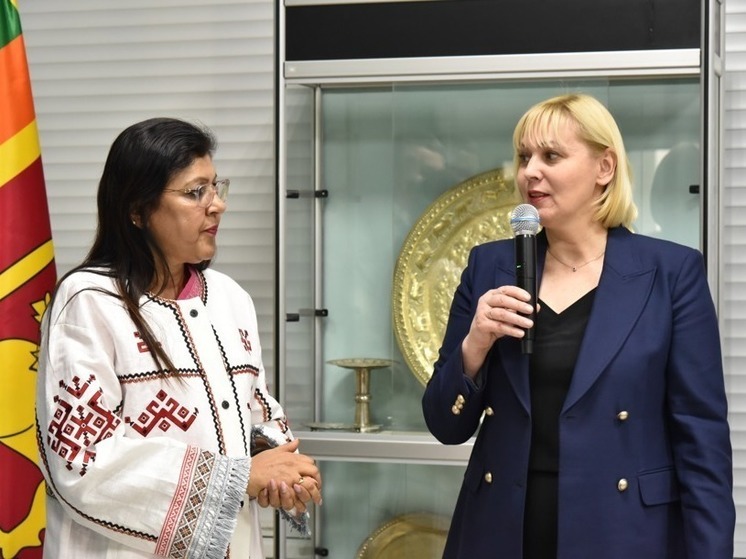 Посол Шри-Ланки открыла выставку в Чебоксарах