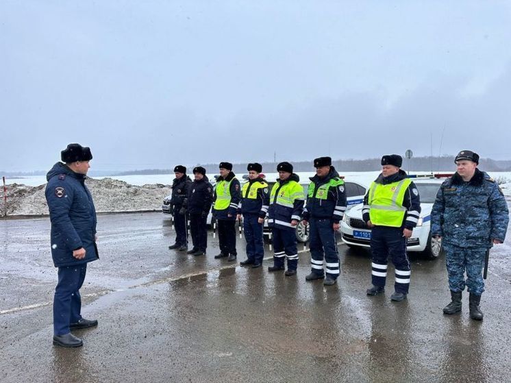 На трассе Уфа-Оренбург ГИБДД проводит массовые проверки