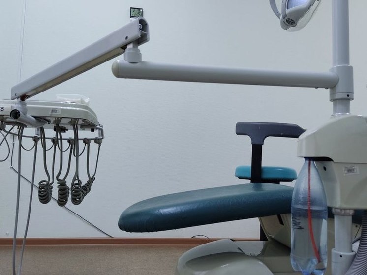 Едва не лишившаяся зубов калининградка отсудила у стоматологии почти 200 тыс. рублей