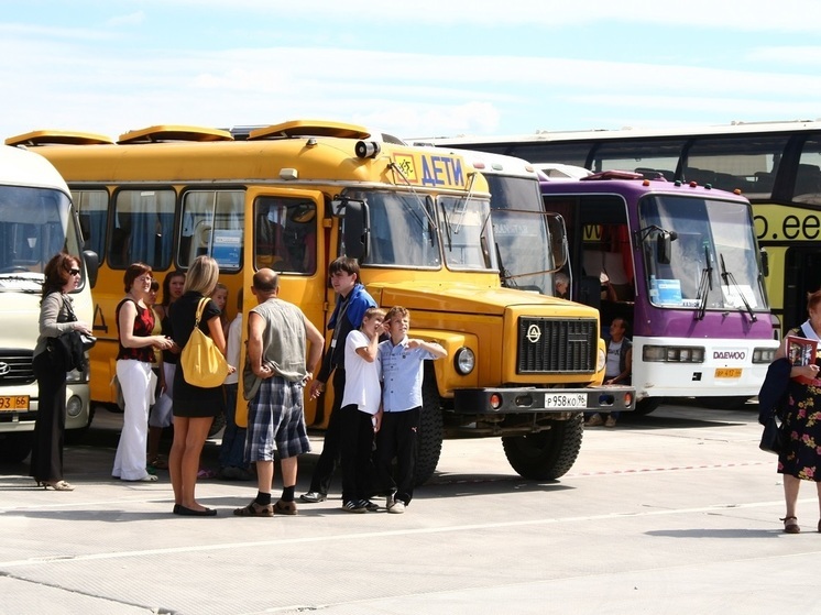 В Первоуральске ограничили движение школьных автобусов