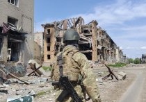 Глава МИД Чехии Ян Липавский заявил, что в НАТО и ЕС должны начать обсуждение стратегии по завершению конфликта в Украине