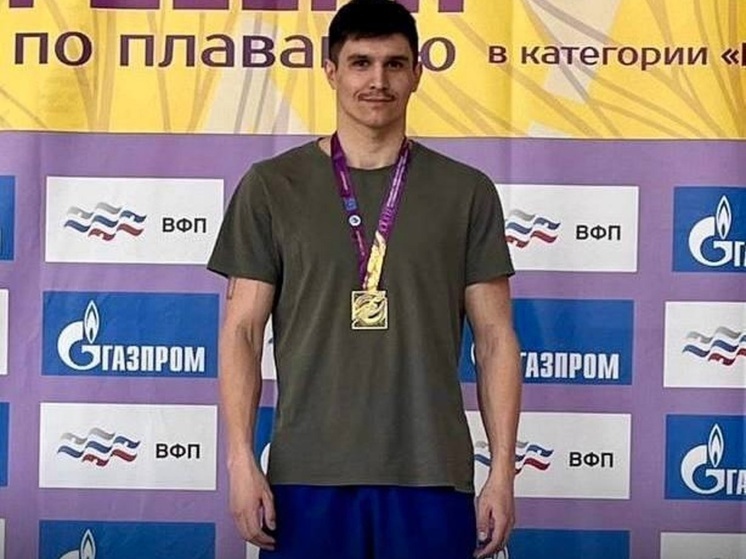 Тренер из Губкинского стал чемпионом РФ по плаванию