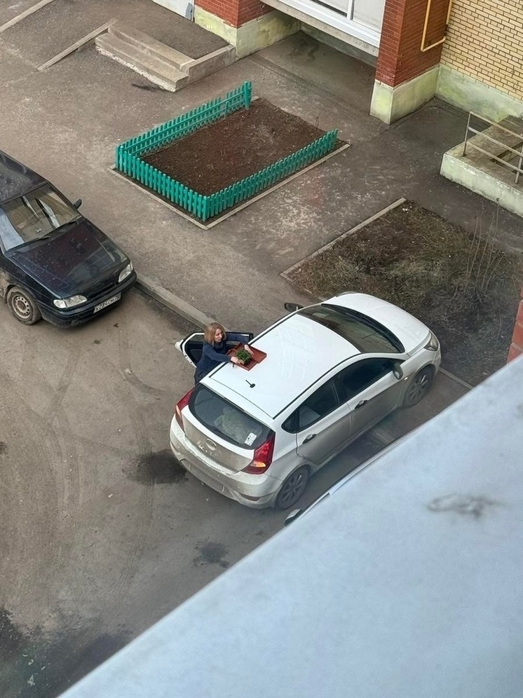 В Ярославском районе депутата заподозрили в хамской парковке