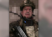 Мэр украинского города Лебедин в Сумской области Александр Бакликов погиб на фронте, пишет «Страна.ua»