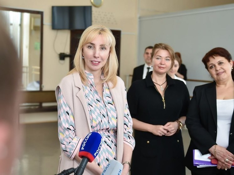Заместитель Губернатора Краснодарского края Анна Минькова посетила хореографическое и художественное училища краевой столицы.