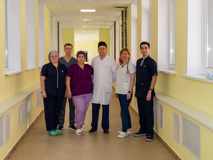 В Курской областной больнице провели уникальную гибридную операцию