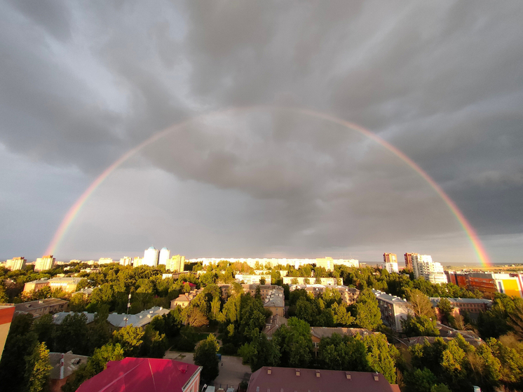 Жители Ярославской области выложили в соцсетях фото двойной радуги