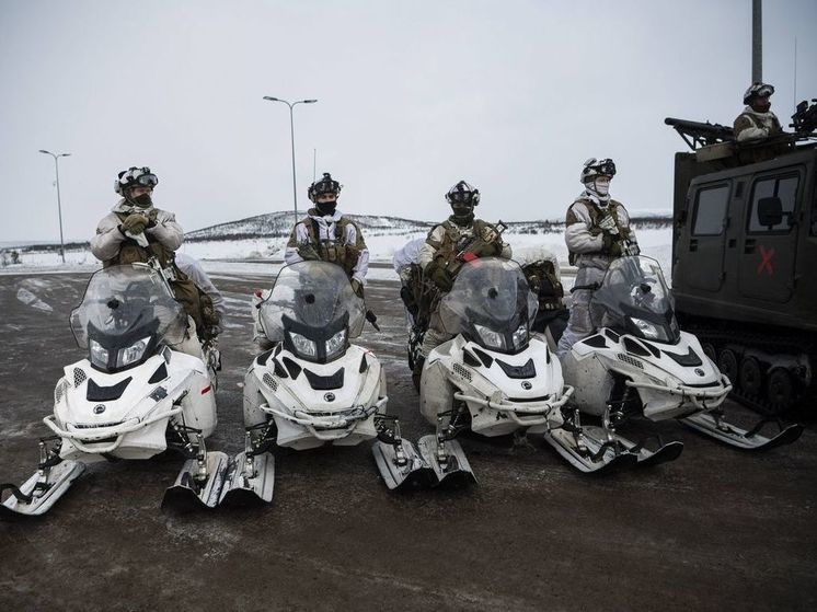 Главком армии Норвегии: НАТО нужно готовиться к войне с РФ в Арктике