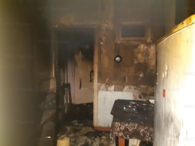 В Ярославской области сгорели частный дом и квартиры в МКД