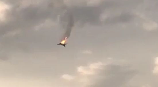 Момент падения бомбардировщика Ту-22М3 сняли на видео