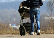 В Краснодаре женщине не отдают ее ребенка-инвалида после того, как она оставила его на улице