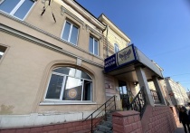 Прокуратура Томской области 23 апреля сообщила, что бывшую начальницу отделения почтовой связи Каргасокского района обвиняют в присвоение более 1 млн рублей