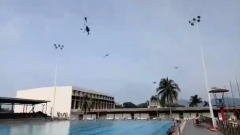 Столкновение двух вертолетов в Малайзии попало на видео