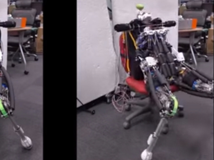 Инженеры из Токийского университета научили андроида кататься на офисном стуле
