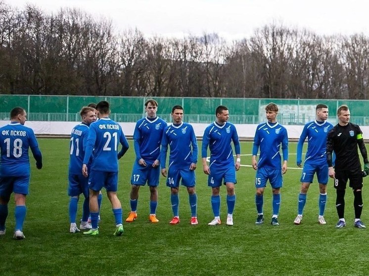 Псковичи проиграли футболистам из Череповца в матче Кубка регионов