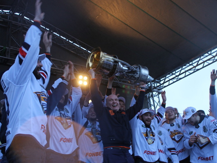Евгений Малкин назвал победу «Металлурга» в Кубке Гагарина красивой и уверенной