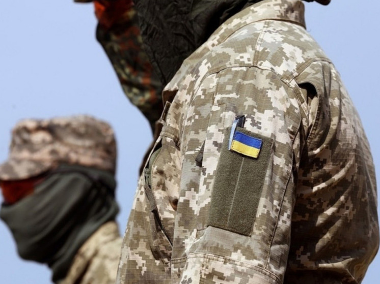 Новые поставки оружия на Украину не в состоянии кардинально изменить ситуацию на фронте, заявил отставной натовский генерал Марко Бертолини