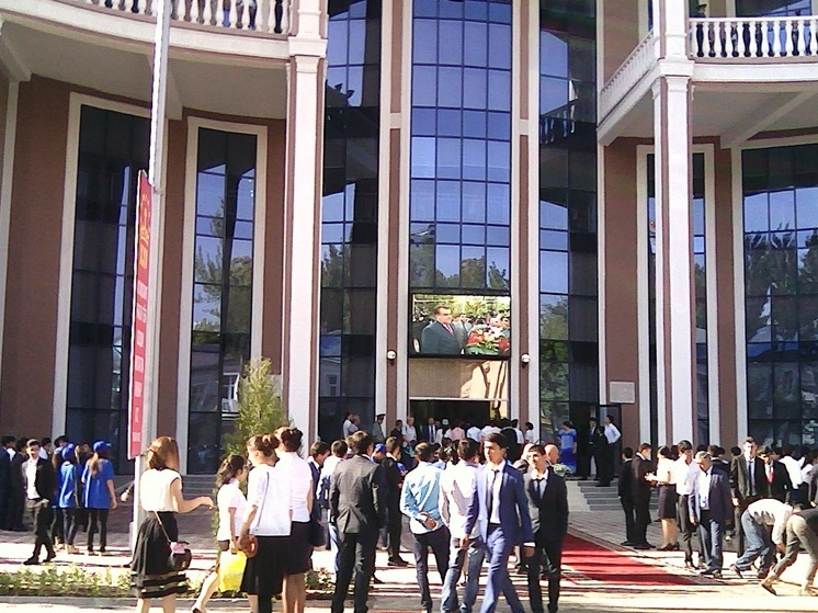 Правомерно ли использовал Российско-Таджикский университет в Душанбе средства, которые выделялись из госбюджета России, сейчас выясняет комиссия Минобрнауки
