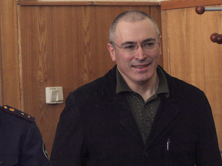 Генпрокуратура подала в суд на Ходорковского