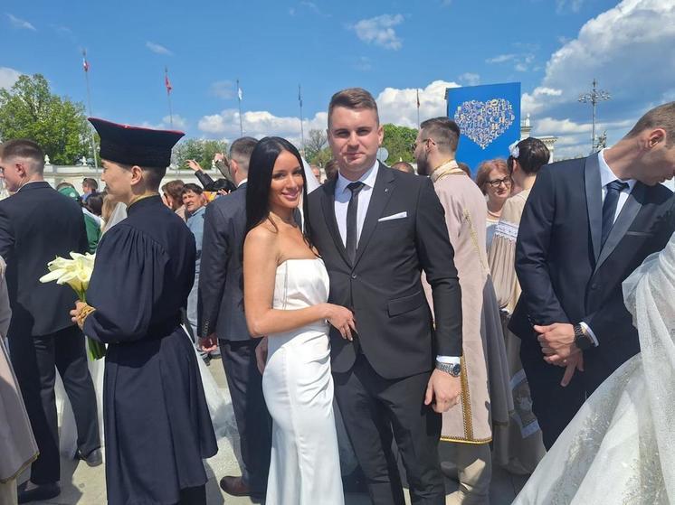 Вторая пара из Крыма стала супругами на I Всероссийском свадебном фестивале