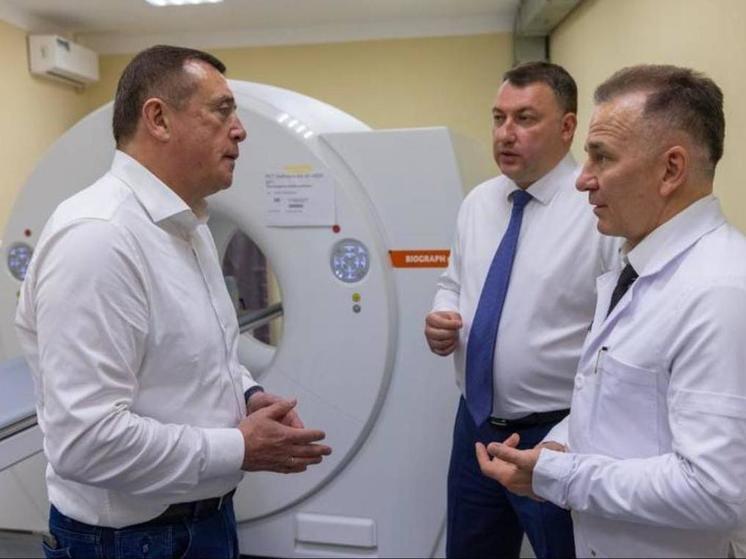Губернатор Сахалинской области Валерий Лимаренко дал старт работе Центра ядерной медицины в областном онкодиспансере