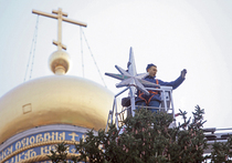 Акция «МК»: кремлевскую елку нарядили дети